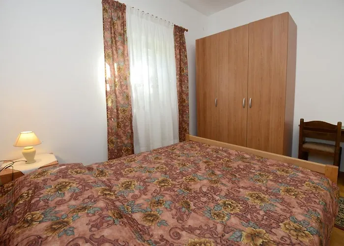 With Pool Albina Vendégház