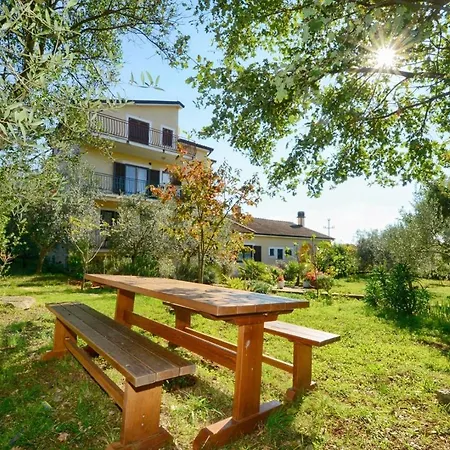 Pensionat With Pool Albina 4*
